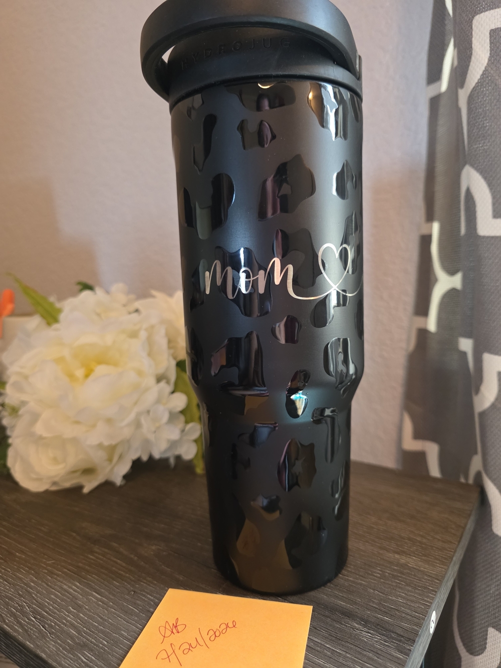 Black "mom" Leopard Accent Hydrojug